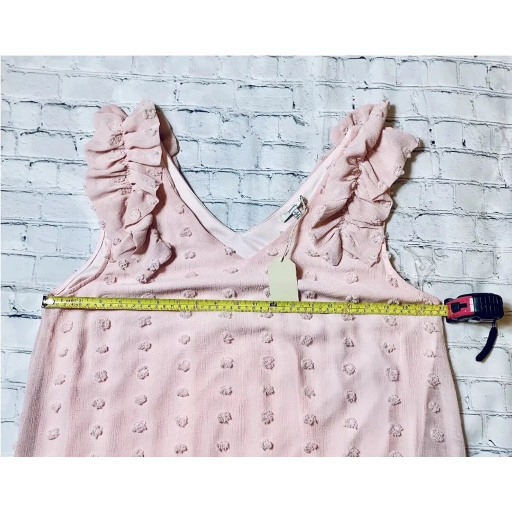 Pink Ruffle-Shoulder Textured Shift Dress - Picture 5 of 9
